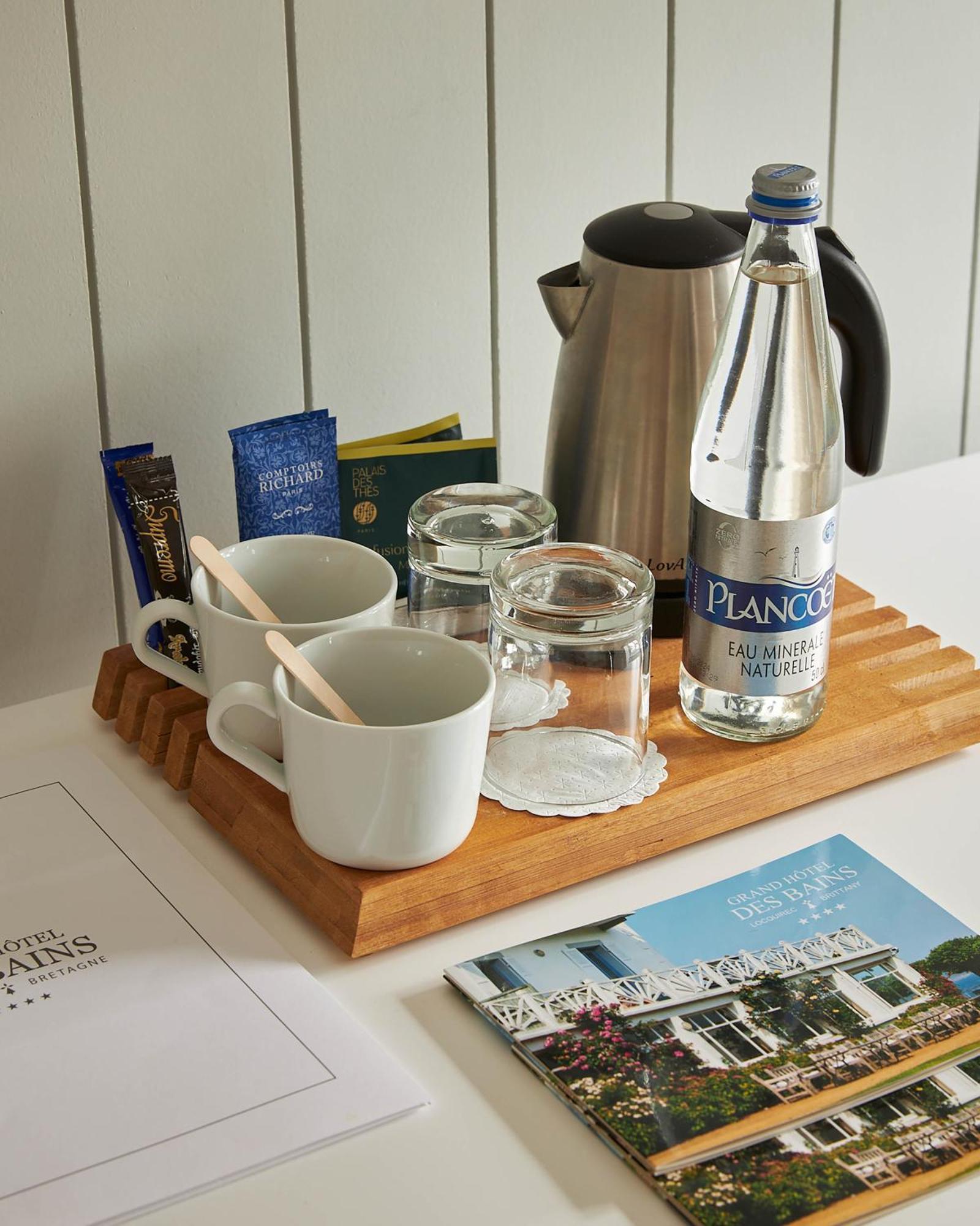 Le Grand Hotel Des Bains & Spa - Bretagne Locquirec Bilik gambar